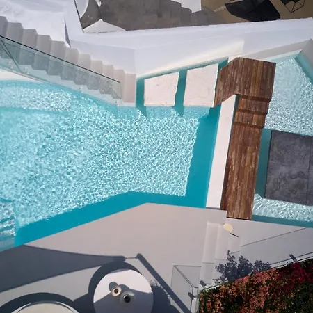 The Saint 5* Oia