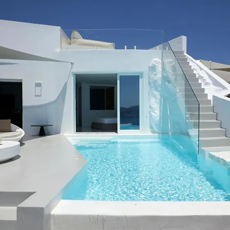 The Saint Hotel Oia