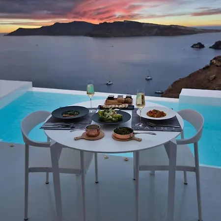 The Saint 5* Oia