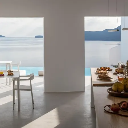 The Saint Hotel Oia