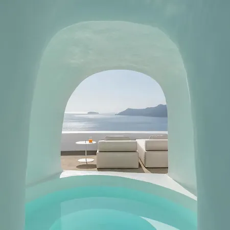 The Saint 5* Oia